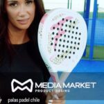 Pamela Díaz Instagram - 🎾🥰✅ PEOPLEEEEE LES TENGO LAS MEJORES PALAS PARA JUGAR PADEL EN CHILE 2024 📲 Las pueden encontrar en www.mediamarket.cl Besosssss los quiero ❤️ #padel #padelcito #palaspadel #fierayferoz #pameladiaz #mediamarketcl