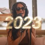 Pamela Díaz Instagram - Peopleeee! Ya son las 11 y estamos a punto de otro año! Muchas gracias cabezonis siempre por su apoyo! 🥂 Los quiero y que venga, que venga todo y más para el 2024! Vamonoooooooos !🙌🏼🙌🏼🙌🏼