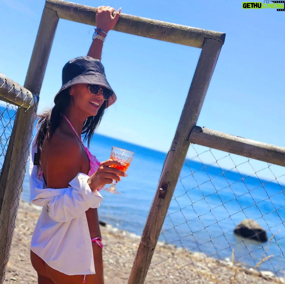 Pamela Díaz Instagram - Hello 2024.... Disfrutando en el sur 😎.