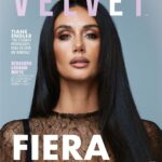 Pamela Díaz Instagram - La indiscutida protagonista del reality “Tierra Brava” cierra su año más exitoso en lo profesional, consolidando su equipo de producción digital, firmando distintas campañas y conduciendo un programa en YouTube que sintonizan millones de personas. También un 2023 algo complejo en lo personal. ¿Cómo seguirá su 2024? @pamefieradiaz decreta: "Quiero que me ofrezcan ser jurado del Festival de Viña". Tiane Endler, en conversación con Paulo Ramírez, habla sobre su futuro profesional, el sueño de ser madre y sus desafíos personales: "Cuando me di cuenta de que mi orientación sexual era distinta, me costó aceptarlo". También en esta edición, el líder del grupo Matte y del think tank Pivotes, Bernardo Larraín, define su rol en lo público y busca ayudar a la profesionalización del poder político. Además, el super año de Kate Middleton, la más querida de la Familia Real; el comediante argentino Fede Cyrulnik y su fenómeno de stand up sobre los signos zodiacales; nos subimos a las nuevas atracciones de Disney World; el horóscopo de Pedro Engel, moda, cocina y mucho más. ¡Compra tu revista o suscríbete en sus versiones impresa o digital en www.revistavelvet.cl o en el link de la bio! Portada 📷 @ozcar Entrevista @jonreyesss Producción General @naty.ramirezv @pamela.ha Styling @andreachikfigueroa y @paulamorenaza Maquillaje @danielarojast7 Pelo @machehair Agradecimientos @juanfailer *Comienza a circular la próxima semana