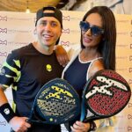 Pamela Díaz Instagram - Peopleeeee! A las 13:00hrs tenemos nuevo video en mi canal de Youtubeeee 🫣 Hicimos el lanzamiento de mis palas de Pádel peopleeeee! 🎾❤️ Recuerden que las pueden encontrar en mediamarket.cl 🙌🏼