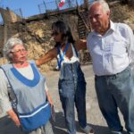 Pamela Díaz Instagram - Ya nos íbamos de regreso a Santiago y nos encontramos con esta historia de Cecilia y Ramón que lo perdieron todo, incluso sus ahorros. Necesitamos su ayuda people. Alguna marca, institución o fundación q nos ayude y nos haga llegar una media agua para esta tierna pareja con 54 años de matrimonio!! Los estaré leyendo!! Gracias peopleeeee Viña del mar, Chile