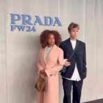 Paola Locatelli Instagram - entre le bureau et la nature @prada #FW24 Milano, Italia