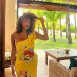 Paola Locatelli Instagram – boire manger bronzer 💕🎀 Mauritius, Le Morne