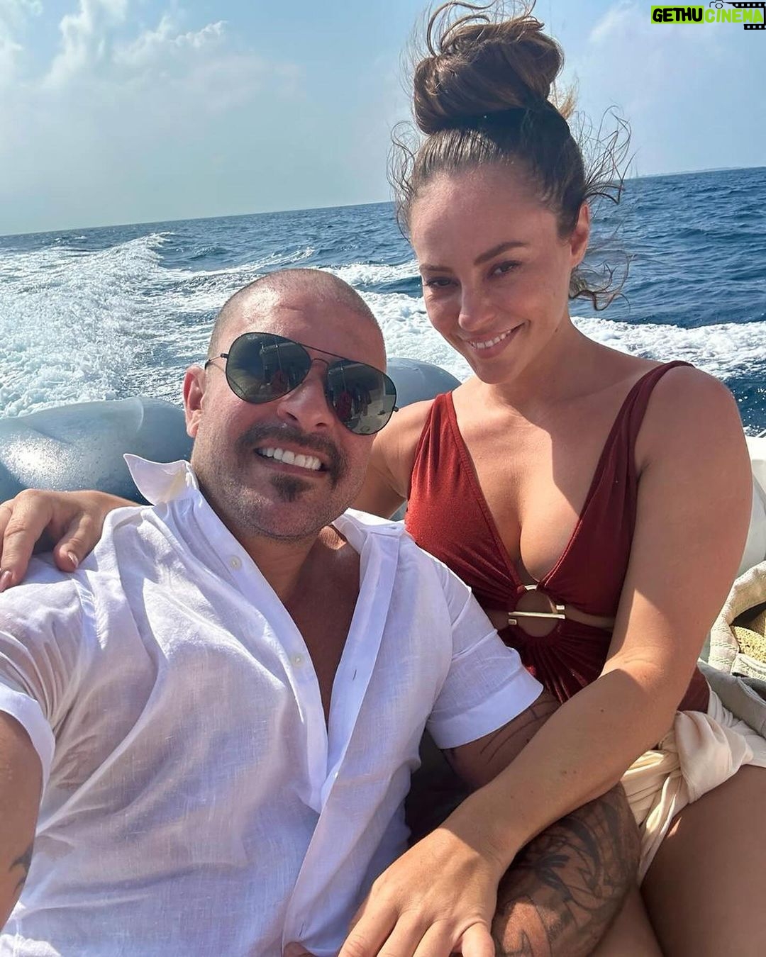 Paolla Oliveira Instagram - Mergulho com emoção na imensidão do mar das Maldivas (@diogonogueira_oficial foi o segurança particular do tubarão baleia 😂💙) @ahmed.kudex @luxsouthari @luxresorts @beabrand_marketing @manoelcalmon @smporai