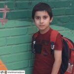 Parinaz Izadyar Instagram – #repost @shahinsamadpoor
・・・
.
سلام عزیزای دلم .
این پسر گل اسم اش مهزیار ویسی نژاد هست اش چهارشنبه هفته پیش در شهر اهواز محله ی اسلام آباد شرقی منطقه پنج ساعت دوازده ظهر در حال بازی جلوی منزل بوده که گم میشه .
این بچه اوتیسم هست اش و توانایی تکلم هم نداره به خانواده اش قول دادم که اون کاری که از دستم بر میاد انجام بدم .
از شما همراهان گلم هم میخوام مثل همیشه همراهم باشید و تو اطلاع رسانی این ماجرا هم کمک ام کنید .
اگر نشانی از مهزیار پیدا کردید با شماره ی زیر تماس بگیرید از تماس غیر ضروری اجتناب کنید . ممنونم عزیزای دلم
۰۹۳۷۶۰۸۸۸۴۷ ❌کامنتها پر از انرژی بد بود و بستمشون ، خدا کنه یاد بگیریم تو این دو روز دنیا هوای قلب و روح هم رو داشته باشیم ❌