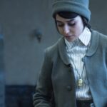 Parinaz Izadyar Instagram - 🎥 آغاز پیش فروش بلیت های «سرخ پوست» از ساعت ۱۲ ظهر فردا در سینماتیکت . نویسنده و کارگردان: نیما جاویدی تهیه کننده: مجید مطلبی . بازیگران: نوید محمدزاده، پری ناز ایزدیار، آتیلا پسیانی، ستاره پسیانی و حبیب رضایی با حضور مانی حقیقی . صفحه رسمی فیلم: @sorkhpoostmovie