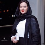 Parinaz Izadyar Instagram – بيست و يكمين جشن خانه سينما
makeup 💄 @saye_gholami
عكاسان عزيز روى عكسها تگ شدن 📷