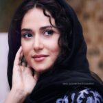 Parinaz Izadyar Instagram - اكران مردمى #سرخپوست در پرديس سينمايى باغ كتاب 💙 عكاسهاى عزيز روى عكس ها تگ شدن 📸 👚 @elin.collection