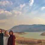 Parinaz Izadyar Instagram - 🙅🏻‍♀️🙎🏼‍♀️💁🏻‍♀️ @sarabahramiii @setarehpesiani #لتيان 📷 @amirjadidi
