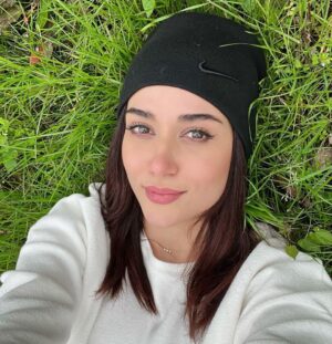 Parinaz Izadyar Instagram - 🍃
