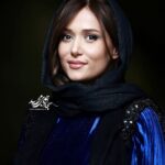 Parinaz Izadyar Instagram – 💙
@elin.collection
@saye_gholami
#سرخپوست #پريناز_ايزديار #جشنواره_فیلم_فجر