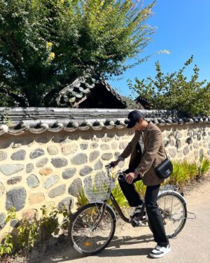 Park Bo-gum Instagram - 언젠가 추억하며 ‘그때 우리 좋았었다’ 말할 수 있을 여행

#셀린느옴므 #셀린느바이에디슬리먼