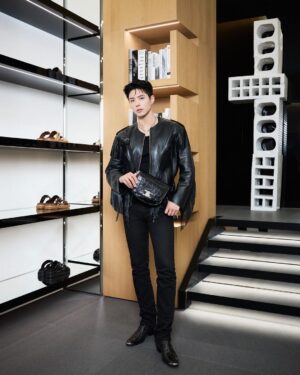 Park Bo-gum Instagram - A MOMENT FROM MY LAYOVER IN TOKYO OMOTESANDO

#CELINE #CELINEBYHEDISLIMANE #BOGUMXCELINE