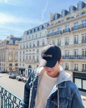 Park Bo-gum Instagram - Le jardin secret de Proust🪴
