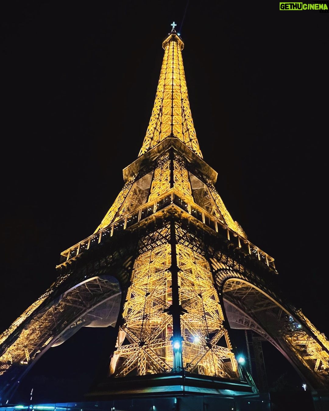 Park Bo-gum - 1.9 Million Likes - MIDNIGHT IN PARIS
#CELINEHOMME #CELINEBYHEDISLIMANE