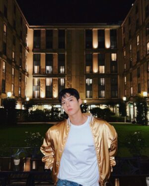 Park Bo-gum Instagram - MIDNIGHT IN PARIS 

#CELINEHOMME #CELINEBYHEDISLIMANE