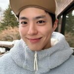 Park Bo-gum Instagram - 지난밤에 눈이 소오복이 왔네☃️