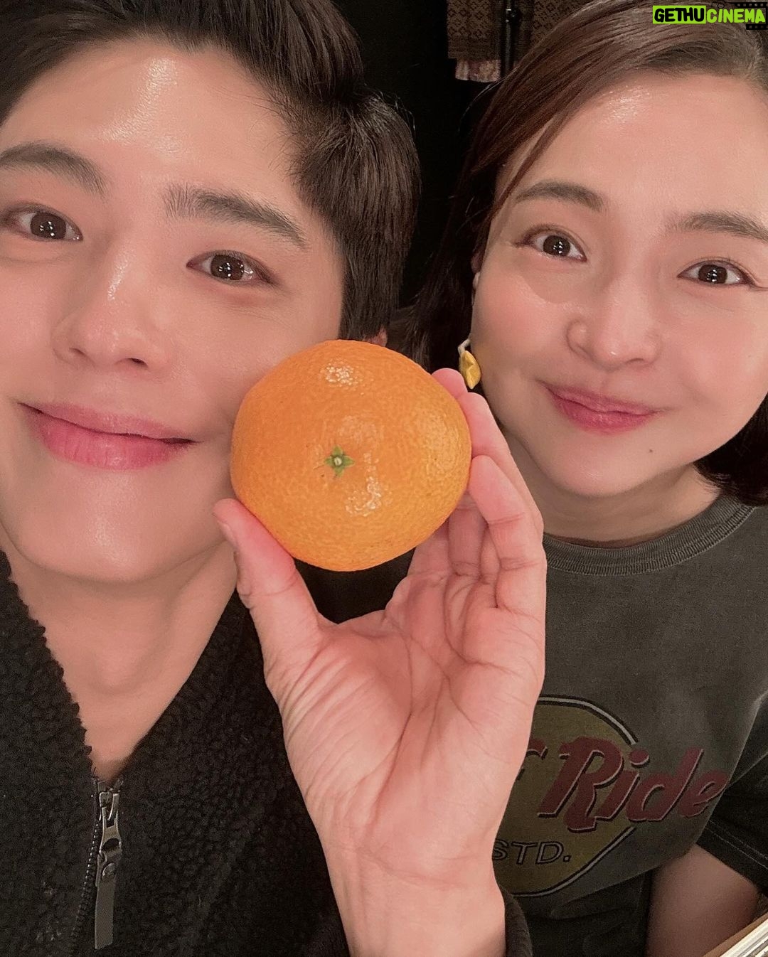 Park Bo-gum Instagram - 상상만 해봤던 일, 가보지 못한 길을 동행하며 제게 날개를 달아준 #뮤지컬_렛미플라이 배우분들과 스태프분들 그리고 봄날의 햇살 같은 관객 여러분들께 진심으로 감사드립니다!
- 행복 디자이너 N.1