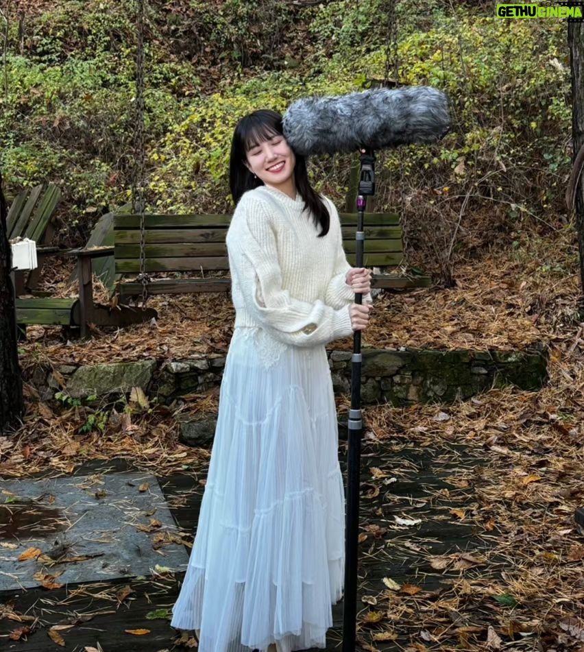 Park Eun-bin Instagram - 🎙1theK Live 'Someday' 부르러 야외녹음실 다녀왔어요🎤꺅 라이브 두근두근🙊💘