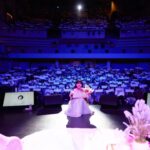 Park Eun-bin Instagram - #은빈노트_빈칸 2022 Asia Fan Meeting Tour 🔚✨️ #EUNBINNOTE_BINKAN in Singapore 🐇 #20221111 💌 아시아 투어와 함께 2022년을 마무리합니다🧤✨️ 이렇게 빈칸을 채워주시기 위해 각국 각지에서 모여주셨던 많은 분들께 감사 인사 드립니다🙇‍♀️❤️ 비어있는 공간이 빛나는 공간으로 확실히 채워진 것을 보고, 듣고, 느끼고, 참 행복한 여정이었습니다. 우리가 함께했던 시간...🌟 지나고 다시 추억할 때 분명 '함께' 행복했다고, 그때그때 서로에게 집중했던 소중한 순간들을 꼭 좋은 기억으로 간직할 수 있기를 바랍니다🙏🌕🐇 최선을 다해 빈칸을 아름답게 꾸며주셨던 모든 분들께 감사합니다🙇‍♀️💋 덕분에 무사히, 행복 가득히 마무리하고 2023년으로 나아갑니다🏃‍♀️❤️‍🔥 2022년을 특별하게 보낼 수 있게 해주셨던 이 세상의 사랑 가득한 많은 분들께도 정말 고맙습니다!🙇‍♀️💕 2023년, 모두모두 건강 잘 챙기시고 웃는 일이 가득한 새해 보내시길 소망합니다🙏 새해 복 많이 받으세요!!!🐰✨️ I'm so grateful for your support and love this year. I wish you all the best in 2023!🥰🍀 #HappyNewYear 🎉