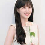 Park Eun-bin Instagram - 드디어 내일, 우리 만나요🍀 #은빈노트_빈칸 🐰📒