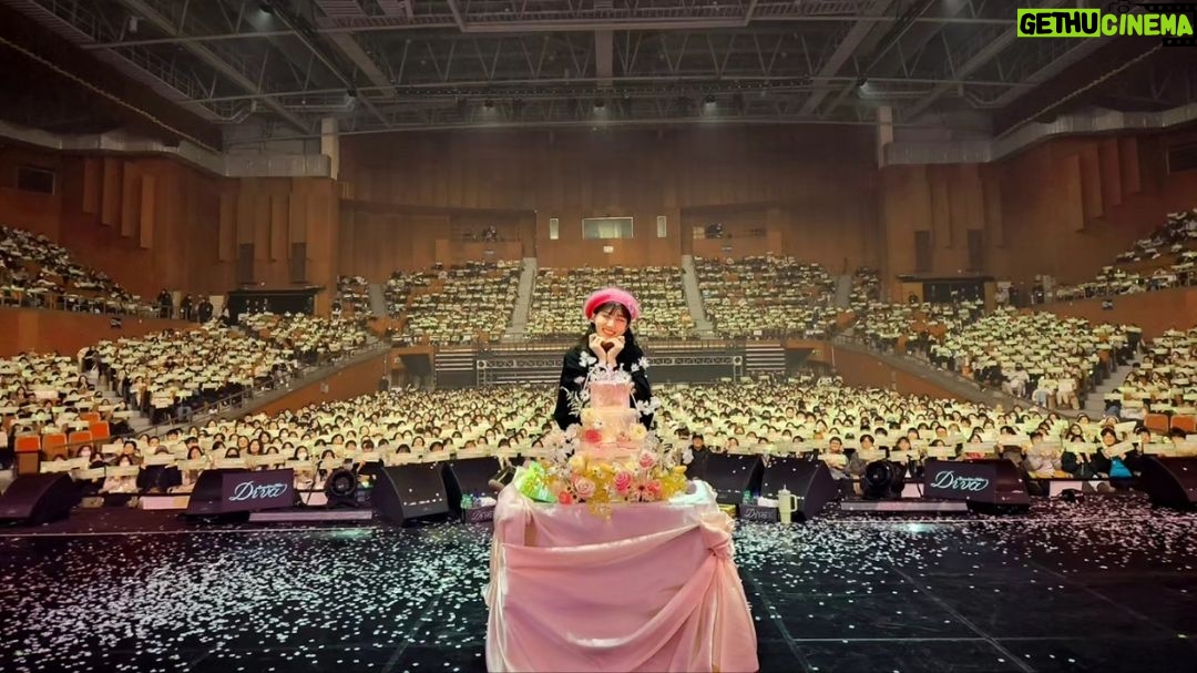 Park Eun-bin Instagram - #20240107 2nd #은빈노트_DIVA ✨️ 나의 꿈은 너로 인해 빛날 거야🩷💚