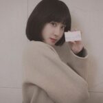 Park Eun-bin Instagram - 드디어 오늘‼️ 잠시 후, 밤 9시에 우영우 첫 출근 합니다🙋‍♀️✨️ 출근 D-Day🙏😘 #이상한변호사우영우 🐬 #ExtraordinaryAttorneyWoo 🐳 #ENA 밤 9시 첫 방송💙 #NETFLIX 밤 10시30분 첫 공개❤️ 우영우 많은 사랑 부탁드립니다🙇‍♀️💛