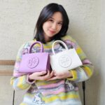 Park Eun-bin Instagram – #광고 Everyday, the Ella Bio Tote💜🤍💚💛 

#ToryBurchSS23 #ToryBurchBags 
#ToryBurch #토리버치 🌼