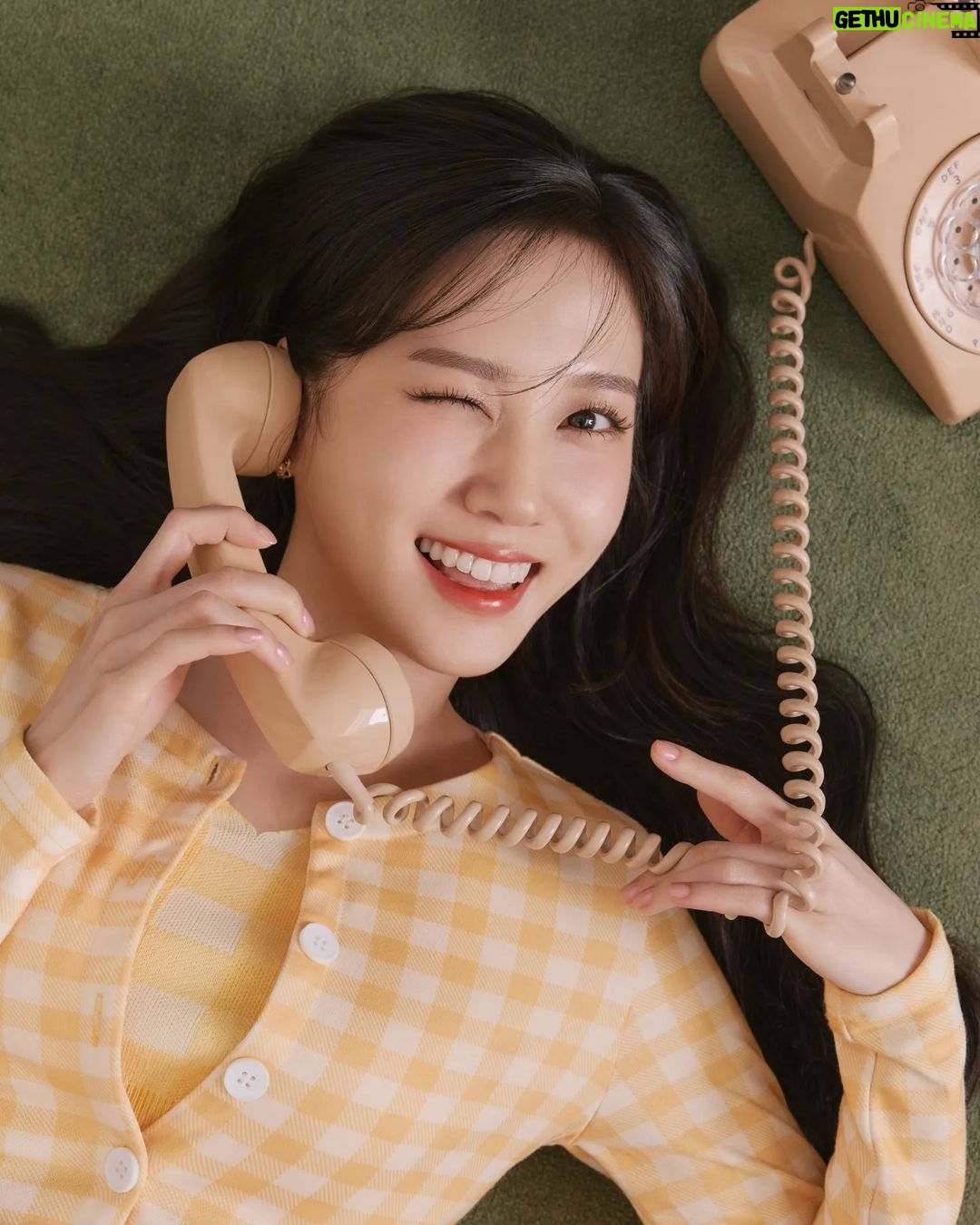 Park Eun-bin Instagram - 2023. 04. 09 Hi BINGO🥂🎉