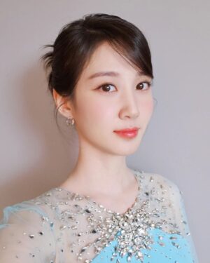 Park Eun-bin Instagram - Critics Choice Awards in LA💙