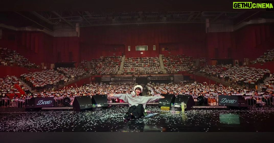 Park Eun-bin Instagram - #20240106 1st #은빈노트_DIVA ✨️ 내 꿈으로 세상을 가득 채운 그날🩷💚
