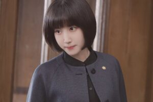 Park Eun-bin Instagram - #우영우DAY 🐳 방구뽕씨 사건을 맡았습니다😧🤦‍♀️ 잠시 후, 9회에서 만나요💛

#이상한변호사우영우 🐋
#ExtraordinaryAttorneyWoo 🐬
#ENA 🕘 #NETFLIX 🕥