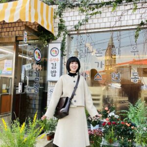Park Eun-bin Instagram - 우영우 출근완료🙆‍♀️🐋 #이상한변호사우영우 🐳 #ExtraordinaryAttorneyWoo 🐬