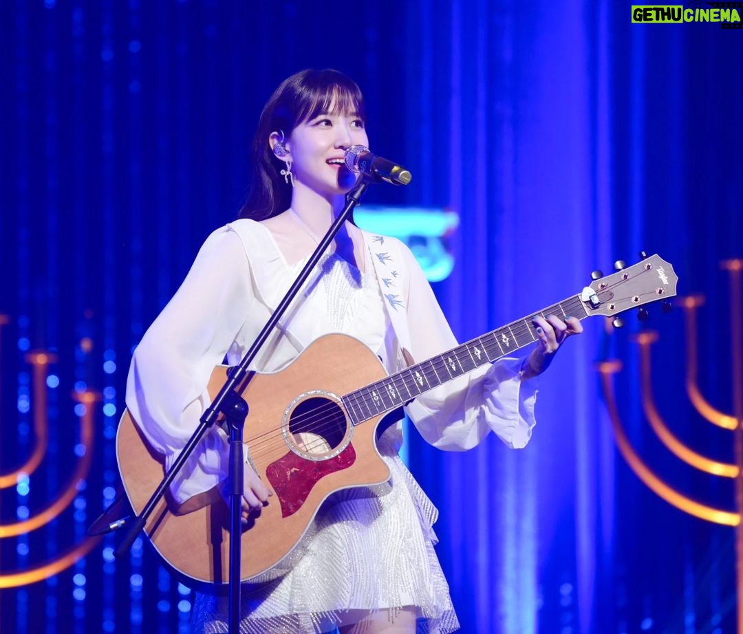 Park Eun-bin Instagram - #20240211 3rd #은빈노트_DIVA in Japan✨️#GrandFinale 🩵 언젠가, 어떻게든 우리🌟 It was a pleasure sharing this moment with MY BINGO🩷💚 Thank you for spending this special time with me🫶