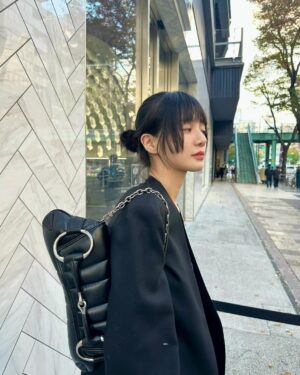 Park Gyu-young Instagram - 언니야껌딱지👭🏻 @sooyoungchoi