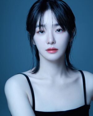 Park Gyu-young Instagram - 🖤