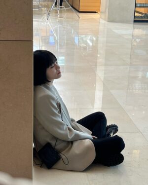 Park Gyu-young Instagram - 🧘🏻‍♀️ #celebrity