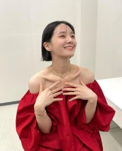 Park Gyu-young Instagram - See you on NETFLIX 👩🏻 @netflixkr #celebrity