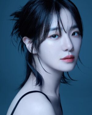 Park Gyu-young Instagram - 🖤
