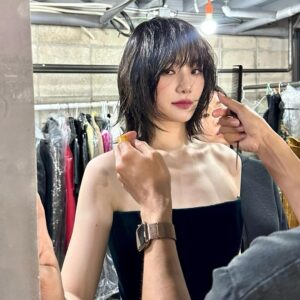Park Gyu-young Instagram - 🤔
