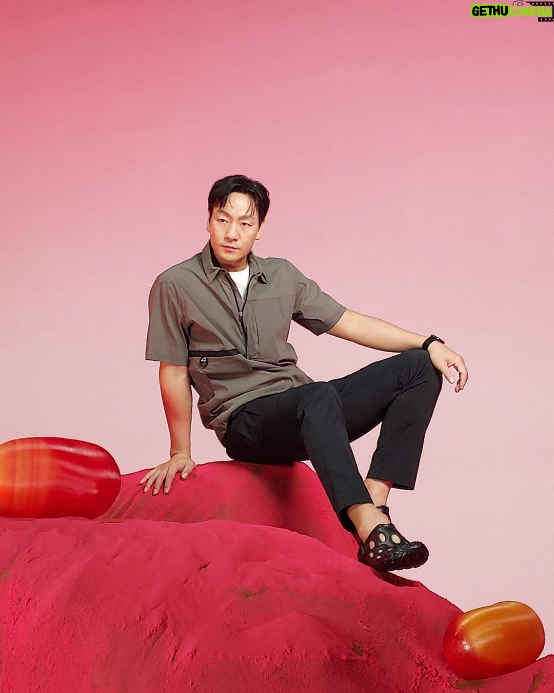 Park Hae-soo Instagram - π #μ¨μ€νΈμ°λ #westwood