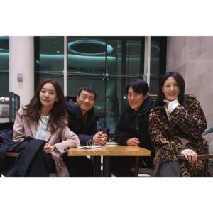 Park Hae-soo Instagram - 마지막까지 함께

#키마이라