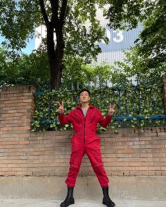 Park Hae-soo Instagram - ✌ #종이의집_공동경제구역 #MoneyHeistKorea_JointEconomicArea #베를린 #BERLIN @netflixkr #넷플릭스