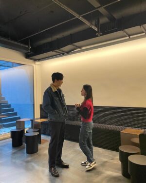 Park Hae-soo Instagram - .
온조야 ○△□ ?
@03_hu

#지금우리학교는 #allofusaredead #오징어게임 #squidgame #netflixkr @netflixkr