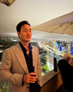 Park Hae-soo Instagram - 🌃🍻 #TVAcademyParty #UTAEMMY