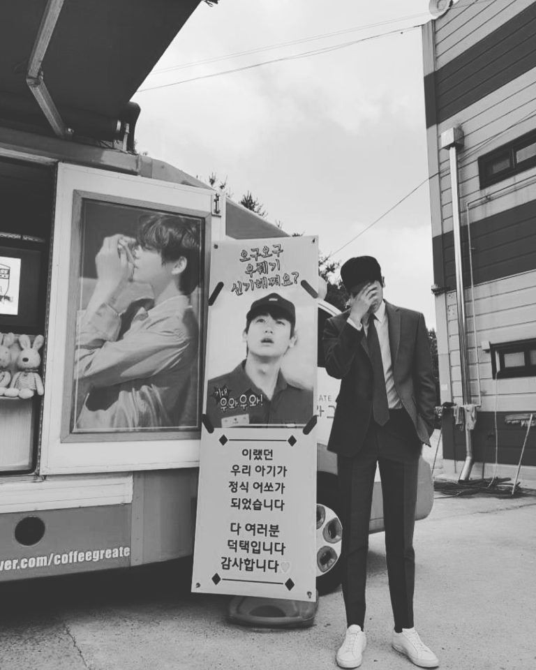 Park Hyung-sik Instagram - 자세한 설명은 생략.. #다음엔_형들이_합심해서보내줄게 #고맙다태형아 #알라뷰태태