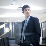 Park Hyung-sik Instagram - 오늘 밤 10시 KBS 드라마 "슈츠" 첫방송. #두남자의특별한법정플레이 #슈츠 #수목드라마 #밤10시 @goinsuits