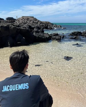 Park Hyung-sik Instagram - 🌤🌊📷