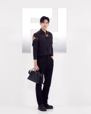 Park Hyung-sik Instagram - @fendi #PalazzoFendiSeoul #FendiSS23 🙏🏻